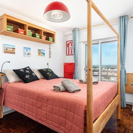 Faro Center Stunning View Apartment Luaran gambar