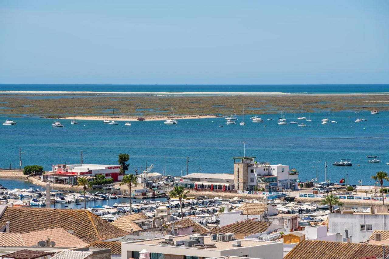 Faro Center Stunning View Apartment Luaran gambar